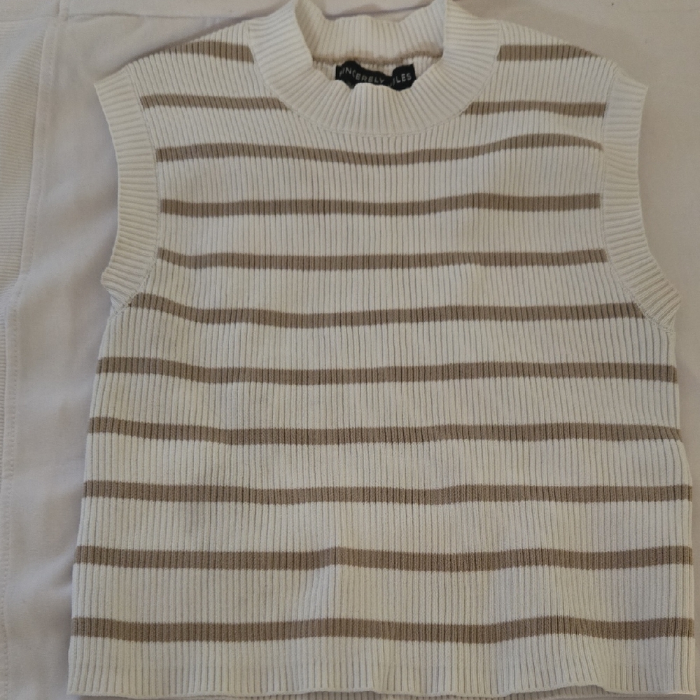 Sincerely Jules White and Tan Striped Crop Top